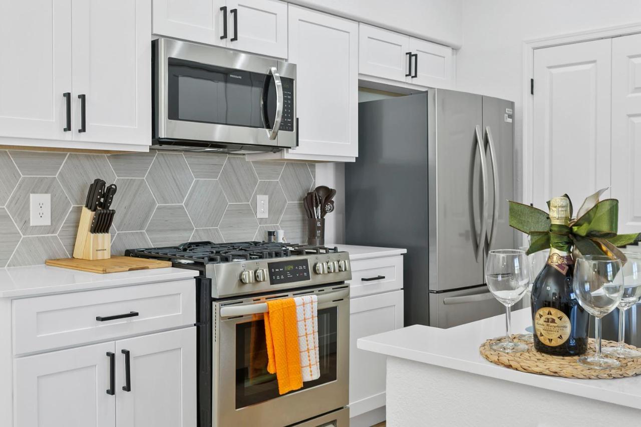 Cozysuites Glendale By The Stadium With Pool 05 Екстер'єр фото