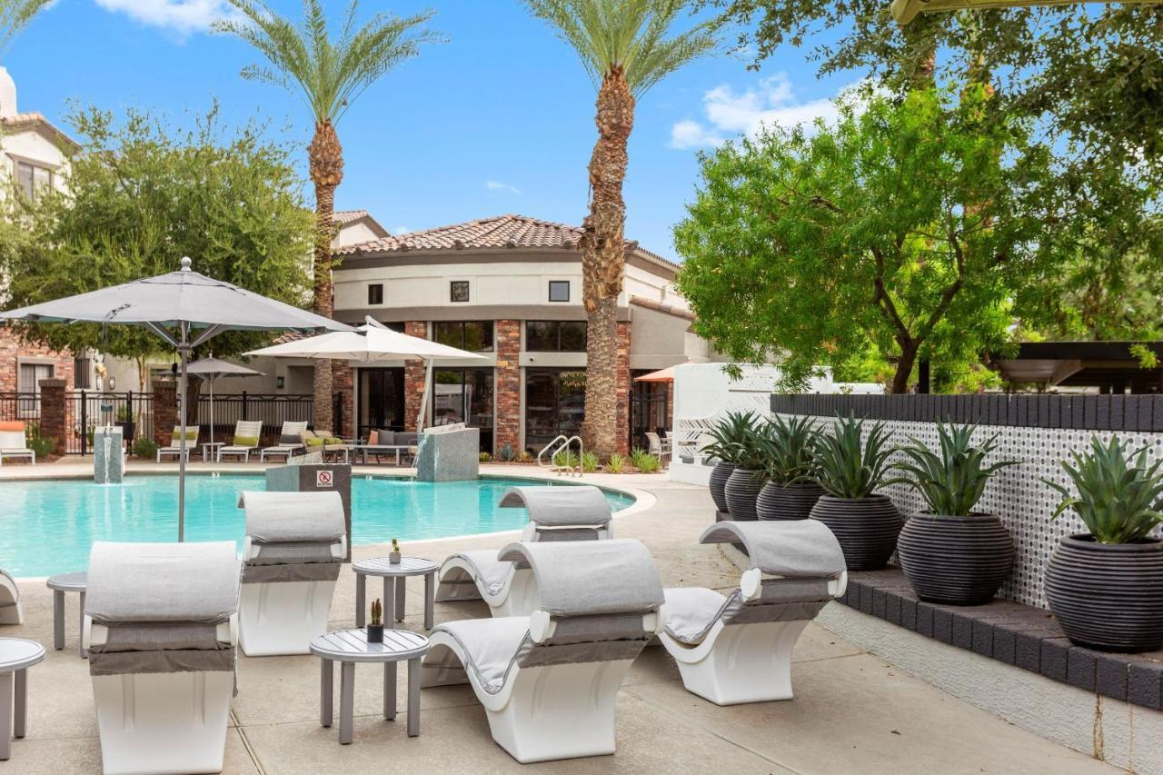 Cozysuites Glendale By The Stadium With Pool 05 Екстер'єр фото
